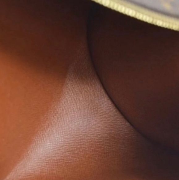 🎁Louis Vuitton Papillion 30 Monogram Canvas Cylindrical Barrel Bag - Picture 4 of 11